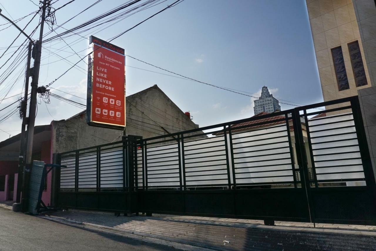 Residences By Reddoorz Near Mt Haryono - Minimum Stay 7 Days 자카르타 외부 사진