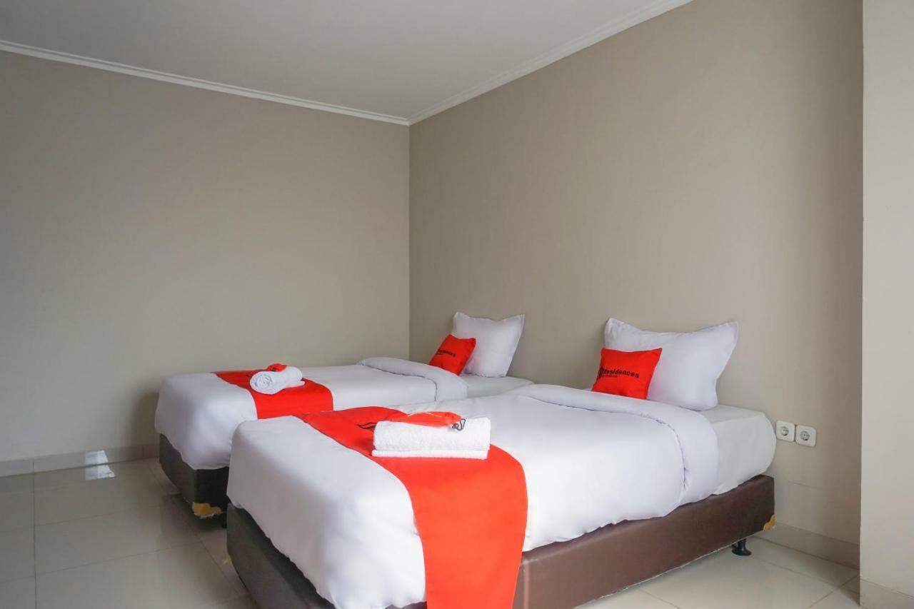 Residences By Reddoorz Near Mt Haryono - Minimum Stay 7 Days 자카르타 외부 사진